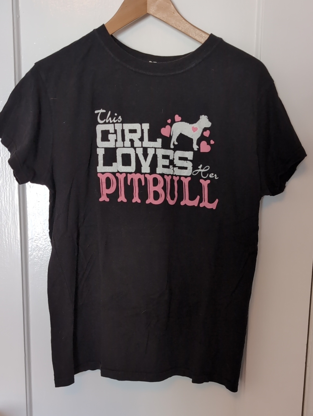"This Girl Loves Her Pitbull" Graphic T-shirt